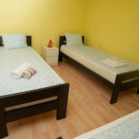 Rola - Smestaj ホームステイ *