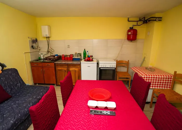 Rola - Smestaj Δωμάτια σε οικογενειακή κατοικία